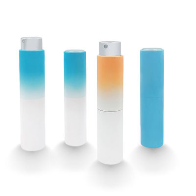 23.5*95mm Bouteilles en plastique à pulvérisation de parfums 10 ml Bouteille de parfum Eco-friendly